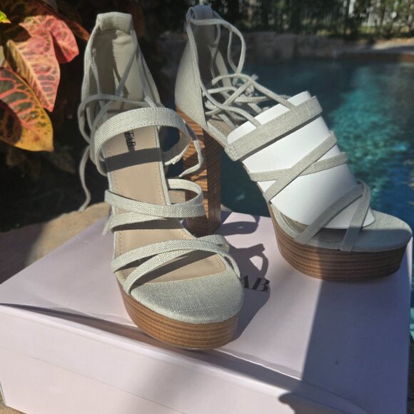 JustFab Cream Lace-Up Block Heels | Size 8.5 | Chic & Comfy - Picture 7 of 8